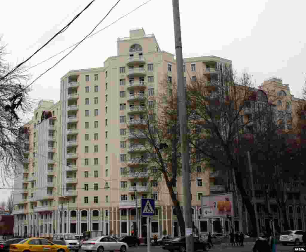 Бомпӯшиҳои рангини Душанбе #22