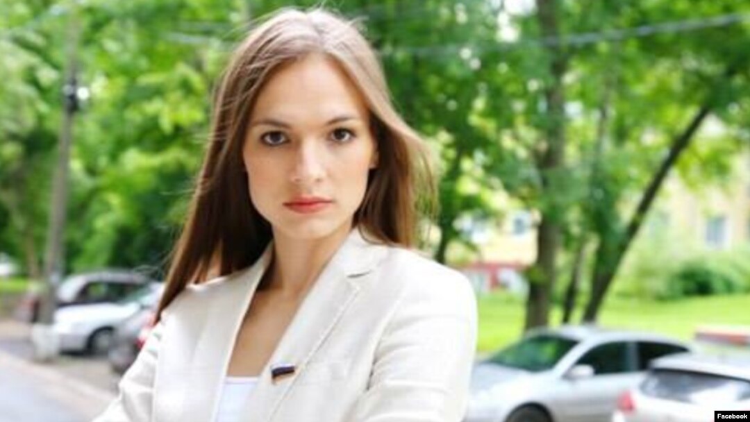 Former Kursk lawmaker Olga Li says that, although she had been frequently criticized for her opposition activities, no criminal charges were ever filed against her until she set her sights on Russian President Vladimir Putin. (file photo)