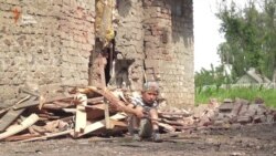 Наслідки нічного артилерійського обстрілу селища Первомайське (відео)