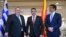 Ministri i Jashtëm grek Nikos Kotzias, kryeministri i Maqedonisë, Zoran Zaev dhe ministri i Jashtëm i Maqedonisë, NIkolla Dimitrov 