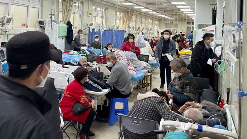 Вспышка коронавируса в Китае: «Могут умирать 25 тысяч человек ежедневно»