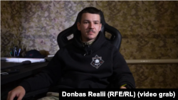 Богдан до повномасштабного вторгнення працював в IT-сфері. За три роки війни став командиром роти