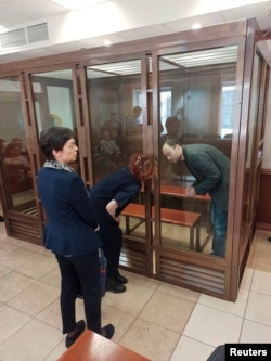 ولادیمیر کارا مورزا در جلسه دادگاه در مسکو