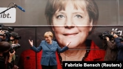 Меркел во изминативе 16 години