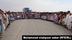 مالکان معترض موترهای آتش‌سوزی گمرک اسلام‌قلعه
