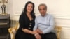 مهدی سپهر خواننده در کنار پوری بنایی هنرپیشه 