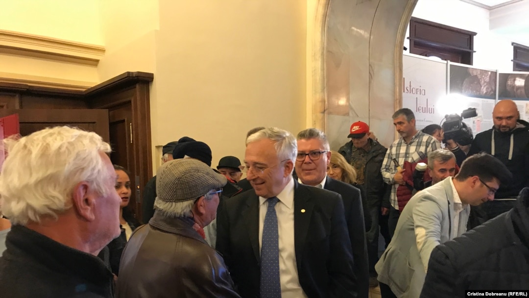 Mugur Isărescu a fost împotriva înlocuirii ROBOR