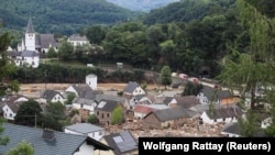 Последствия наводнения в селе Шульд на западе Германии, 15 июля 2021 года