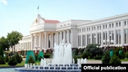 Здание Сената Олий Мажлиса Узбекистана.