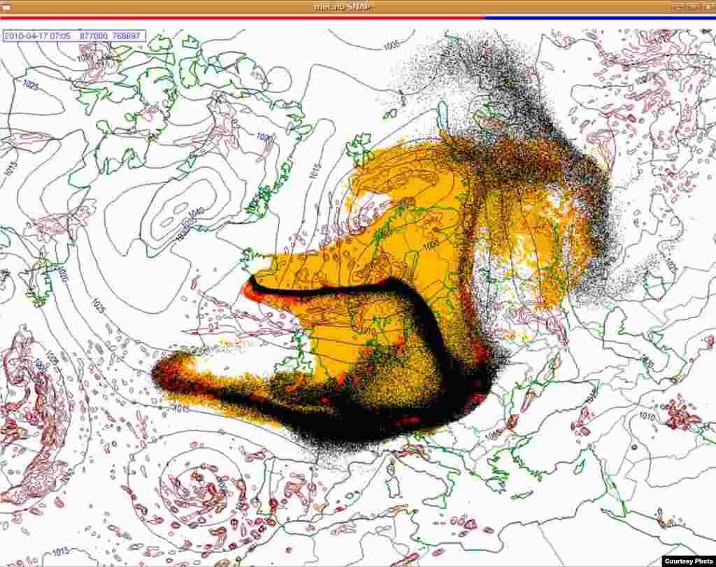 Проектирано движење на исландскиот облак од пепел (17.4. 0700 UTC) - Овие слики покажуваат проекција на движењето на облаците пепел од вулканска ерупција на Исланд низ Европа. Боите на сајтот претставуваат: жолто: пепел што ќе падне сам по себе црвено: пепел што ќе падне од врнежи црна: вистинскиот облак со пепел облак Извор: Норвешки Метеоролошки Институт