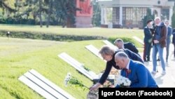 Conducerea țării la 9 Mai, la Memorialul "Eternitate" din Chișinău, în plină pandemie de coronavirus