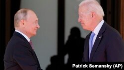 Про початок політичного діалогу про стратегічну стабільність домовилися президенти США і Росії на саміті в Женеві 16 червня
