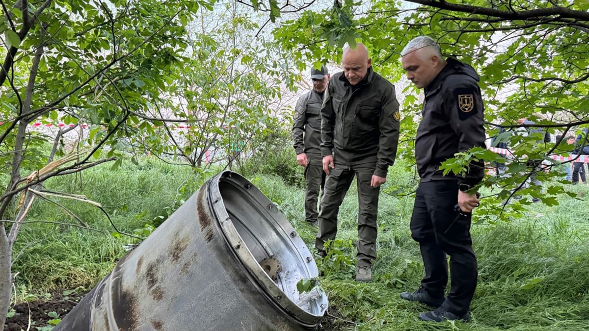 ОВА повідомляє про постраждалих, «Нова Пошта» – про влучання в своє депо