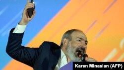 ARMENIA -- Armenian Prime Minister Nikol Pashinian gives a speech during a campaign rally in central Yerevan, June 17, 2021