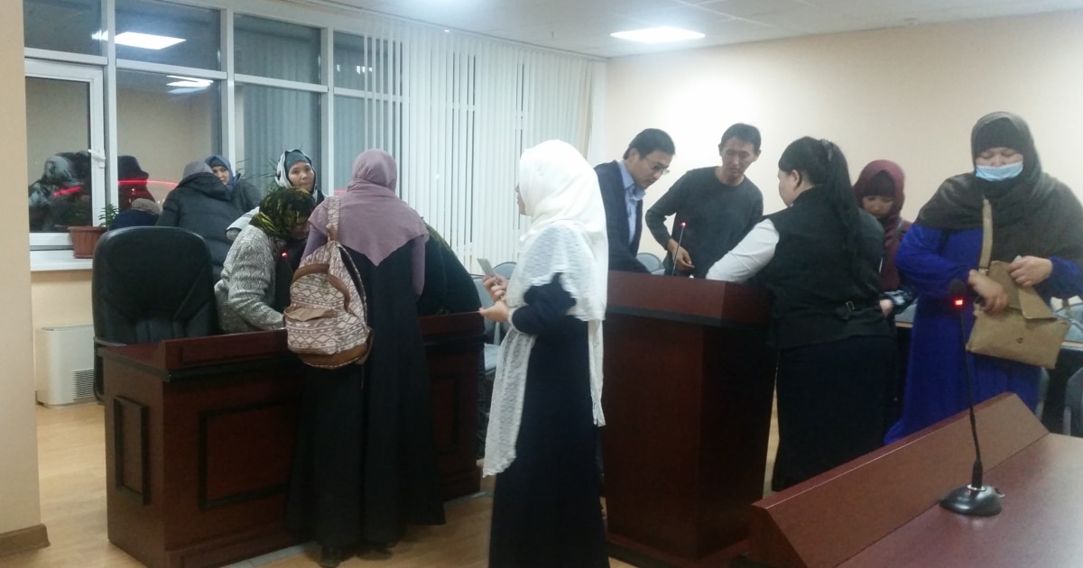 Орыс қыздары киімі жоқ видео Орыс қыздары киімі жоқ видео