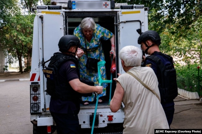 Евакуація жителів у Херсоні, серпень 2025 року