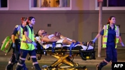 د پولیسو په ډزو کې يو وسلوال وژل شوی او بل زخمي دی.