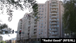 Хонаи фарзандони Зайд Саидов дар ин бино ҷойгир аст