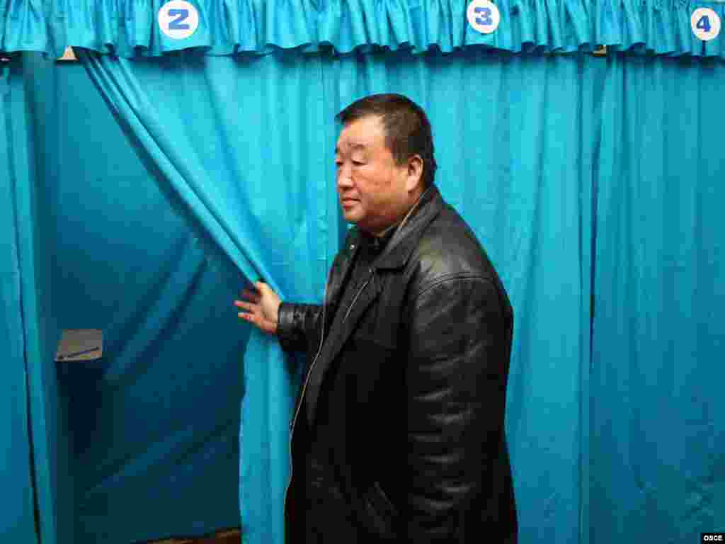 Интихоботи порлумонӣ дар Узбакистон