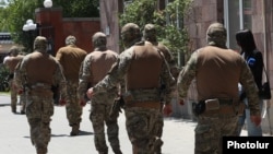 Armenia - National Security Service officers raid the head office of Electric Networks of Armenia in Yerevan, July 8, 2025.