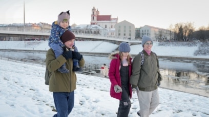 Алеся Рак чака повече от три години съпругът ѝ –