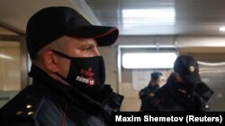 Полицейские в Москве, иллюстрационное фото