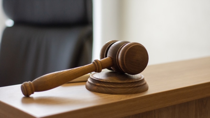 Դատարանները քննում են «Ուժեղ Հայաստան»-ի համակիրներին կալանավորելու հարցերը