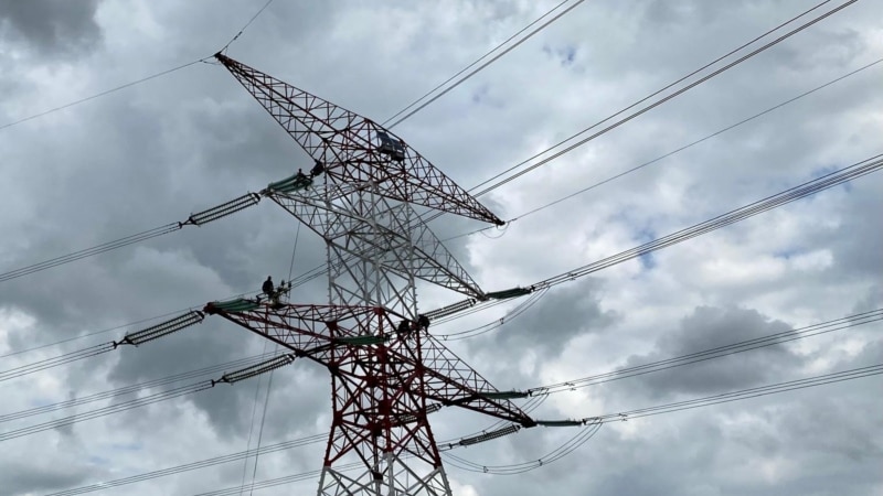 Premierul Ilie Bolojan acuză „băieții deștepți” din energie și anunță noi reglementări în domeniu, începând din aprilie