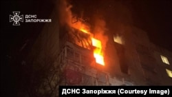 Наслідки російського удару по житловому будинку Запоріжжя. Україна, 26 лютого 2026 року