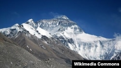 World -- World highest mountain Mt. Everest, undated