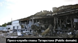 Здание хостела в "промзоне" Нижнекамска, куда, по данным властей, прилетел беспилотник. Фото: пресс-служба главы Татарстана
