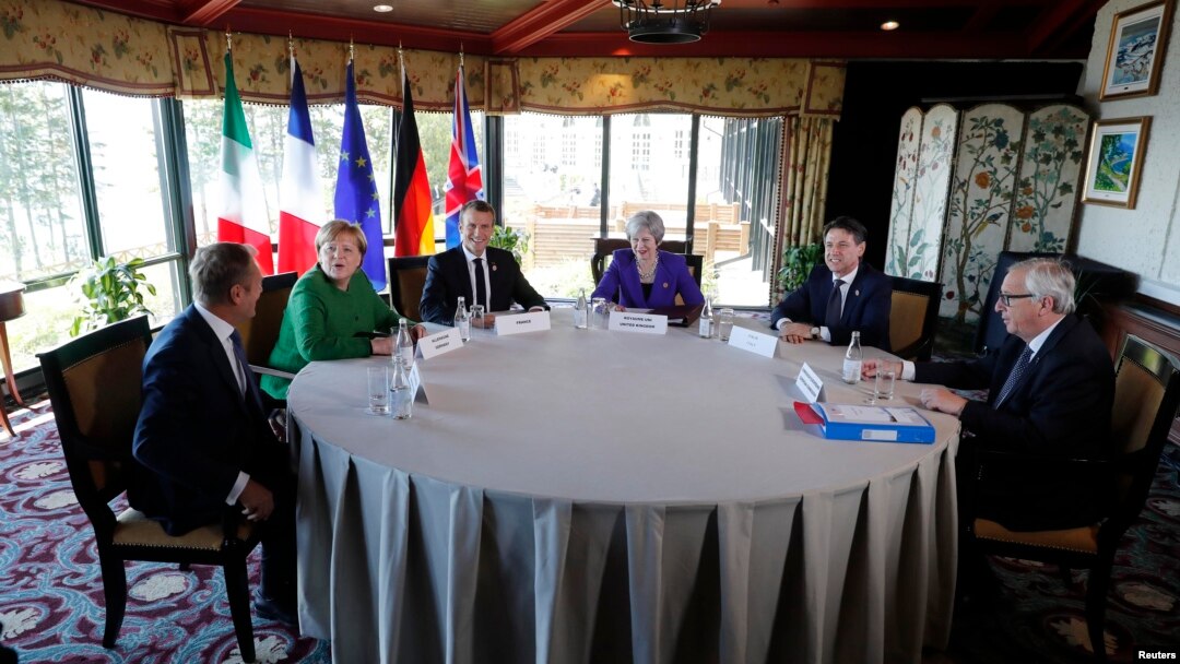 Donald Tusk, Angela Merkel, Emanuel Makron, Tereza Mej, Đuzepe Konte i Žan Klod Junker u La Malbeu, Kvebek.