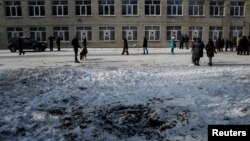 Рятувальник Дмитро Тритейкін загинув внаслідок обстрілу Авдіївки в лютому 2017 року. На фото видно наслідки обстрілу з боку контрольованих Росією бойовиків
