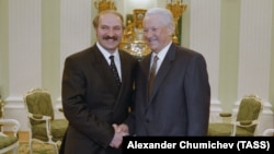 Президент России Борис Ельцин во время встречи с президентом Беларуси Александром Лукашенко в Кремле. 7 марта 1997 года