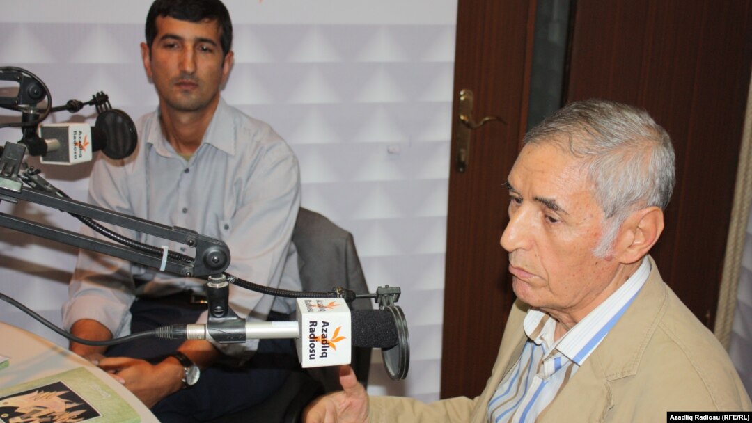 sağdan sola: Azər Abdulla və Zaur Səttarlı