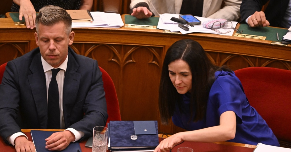 უნგრეთმა ათი რუსი დიპლომატი გააძევა