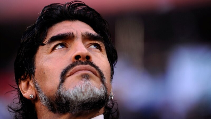 Umro Dijego Maradona