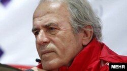 مصطفی دنیزلی سرمربی پرسپولیس