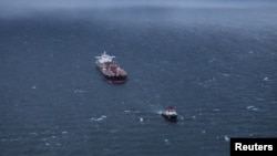 საილუსტრაციო ფოტო: გერმანიის ხელისუფლების მიერ დაკავებული ტანკერი, რომელსაც რუსული ნავთობი გადაჰქონდა. 10 იანვარი, 2025.