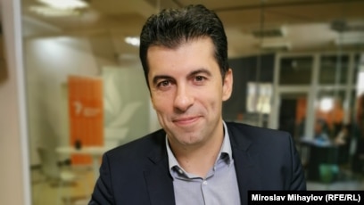 Три минути: Кирил Петков за БКК като "рейдърска компания". Парламентът се  събира днес