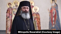 Înainte de a fi ales mitropolit, Antonie a fost episcop de Bălți.