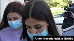 Krestina and Angelina Khachaturyan (right) arrive at the Moscow City Court for a hearing earlier this year. 