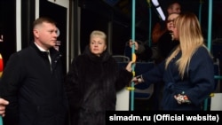 Голова Сімферополя Наталія Маленко (в центрі)