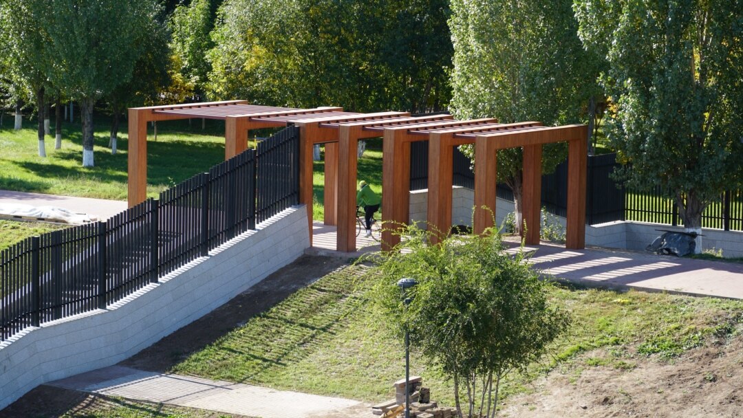 Қорқыныштан жыныс мүшесін қынапқа қысып алған Қорқыныштан жыныс мүшесін қынапқа қысып алған