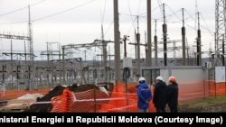 Lucrările de modernizare a Stației Electrice Chișinău, împreună cu extinderea Stației Electrice Vulcănești, vor permite întărirea conexiunii electrice cu România și racordarea liniei electrice Isaccea-Vulcănești-Chișinău la infrastructura energetică din zona centrală a țării.