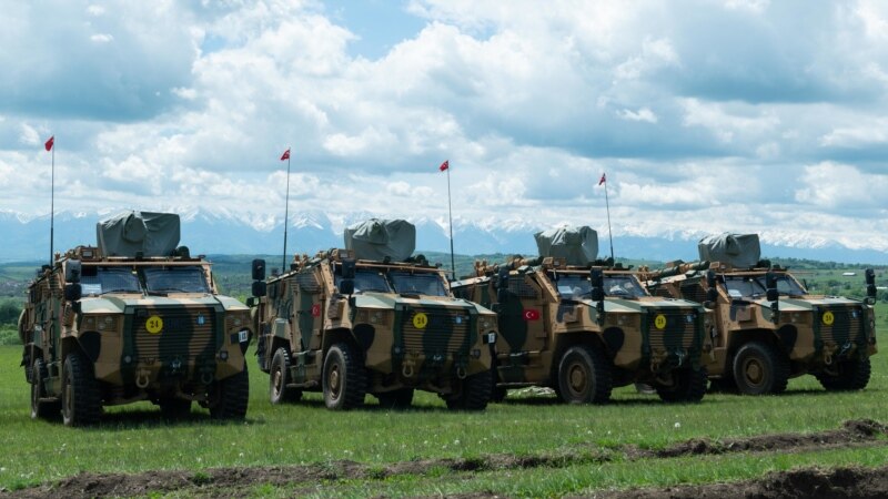 Kosova siguron nga Turqia automjetet ushtarake Vuran 