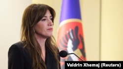 Ushtruesja e detyrës së presidentit të Kosovës, Albulena Haxhiu.