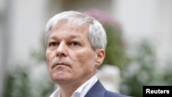 Liderul Uniunii Salvați România (USR); Dacian Cioloș nu a obținut votul de investire în Parlament, București, 20 octombrie 2021.