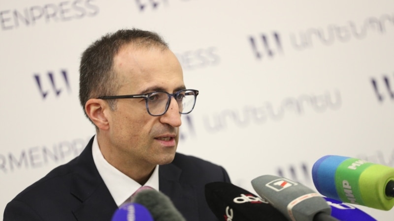 «Տրագիկոմեդիա, խեղկատակություն». մարդիկ՝ թաղման նպաստը կտրելու ու թոշակը 1000 դրամով բարձրացնելու մասին