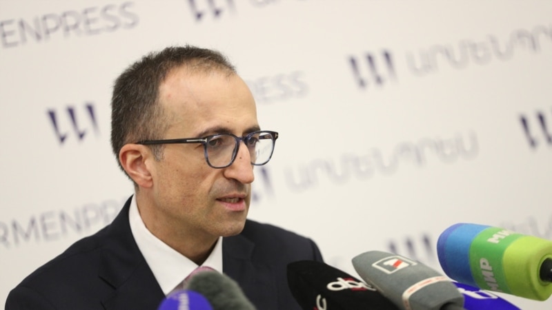 Սերտիֆիկատի արժեքը չի բարձրանա. նախարարը խորհուրդ է տալիս արցախցիներին Երևանից դուրս տուն փնտրել